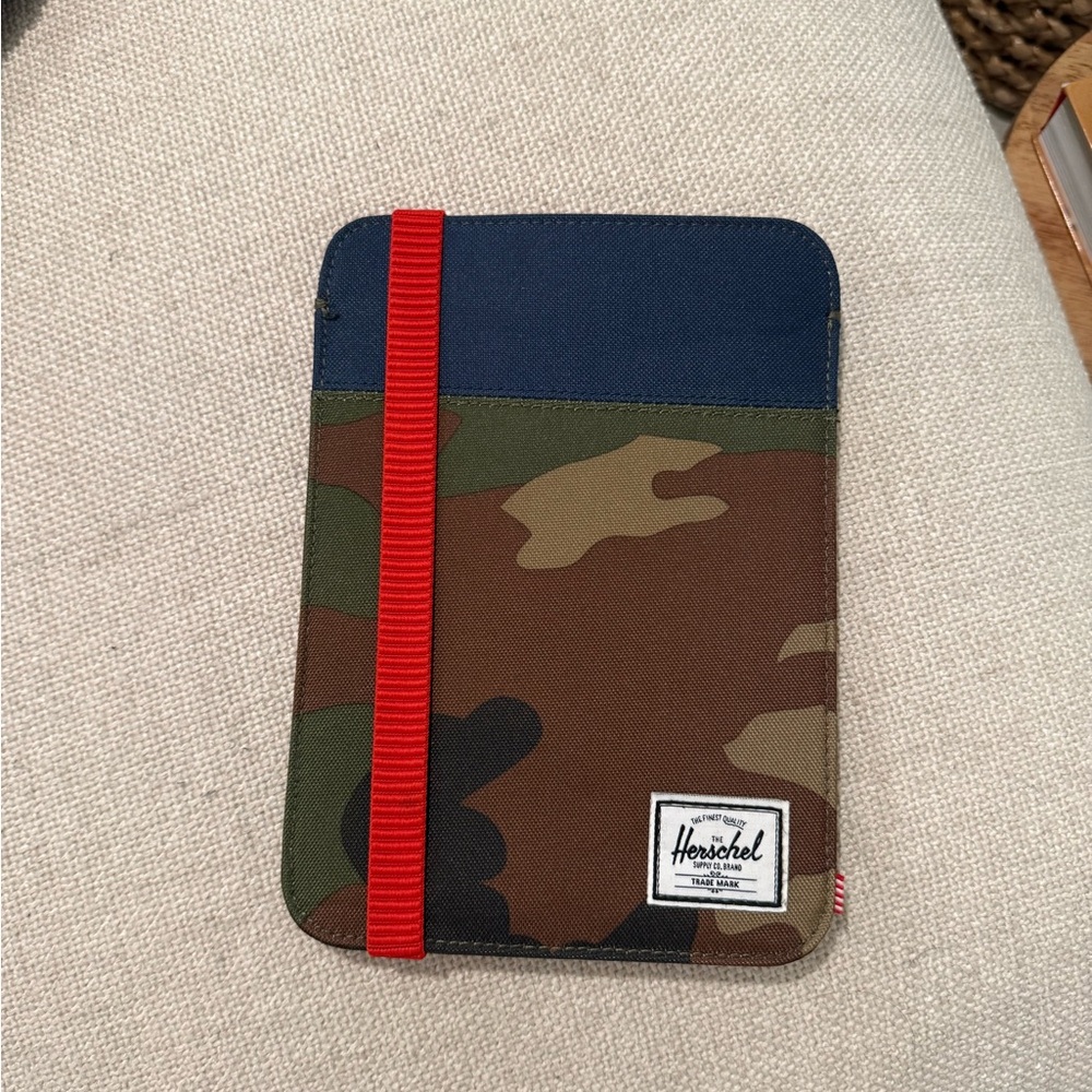 Herschel Camo Tablet Sleeve